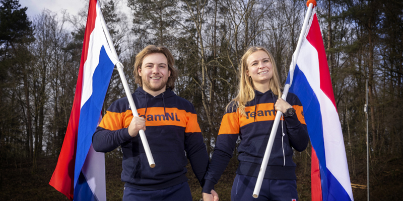 Lisa Bunschoten en Chris Vos vlaggendragers TeamNL bij opening Paralympische Spelen Beijing 2022